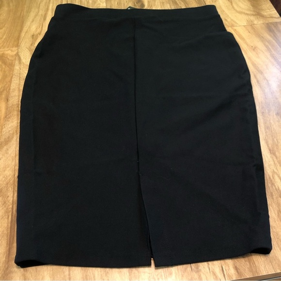 NWT Torrid Midi Studio Luxe Ponte Pencil Skirt Black Womens Size 0 Large 12 - Picture 5 of 8
